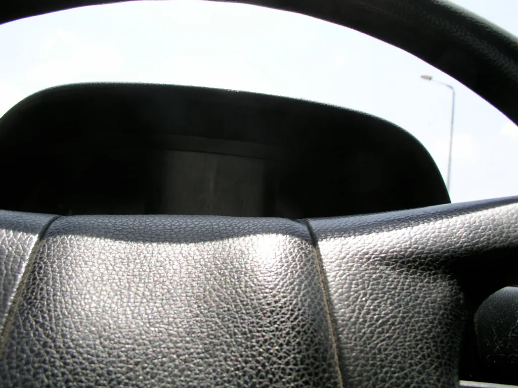 Fiat Uno steering wheel
