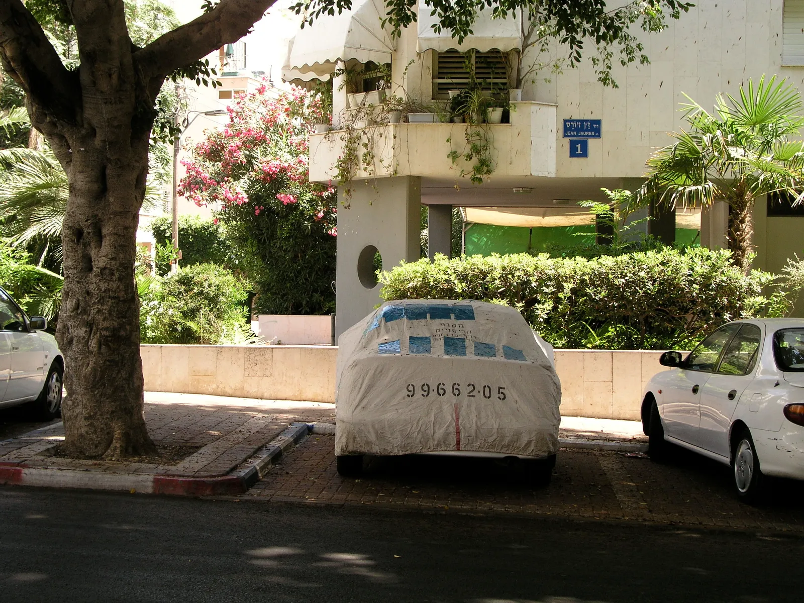 1 Jean Jeures St