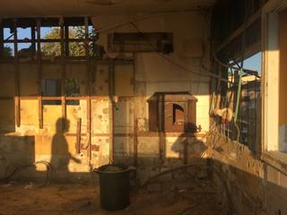 At Home at Shipudei Binyamina