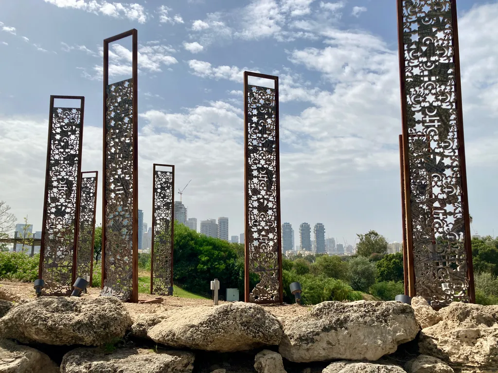 Installation Moved Me Brightly