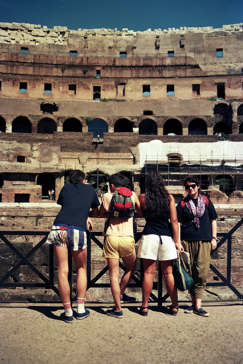 Glasgwegian Backpackers at the Colosseum