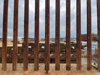 Heavy Port Fence